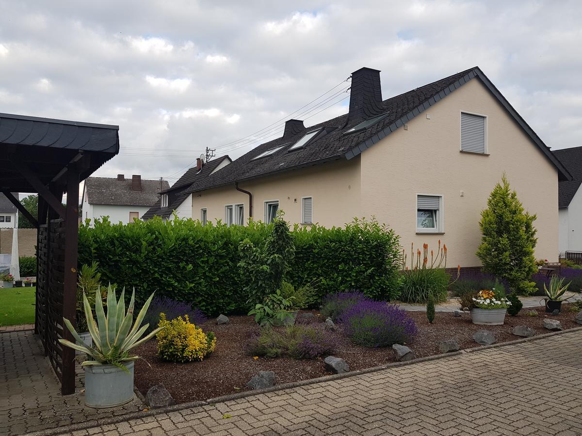 Ferienwohnung Hedi Mertloch Dış mekan fotoğraf